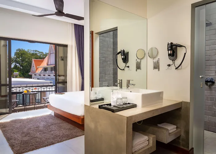 Blanc Smith Hotel 4*