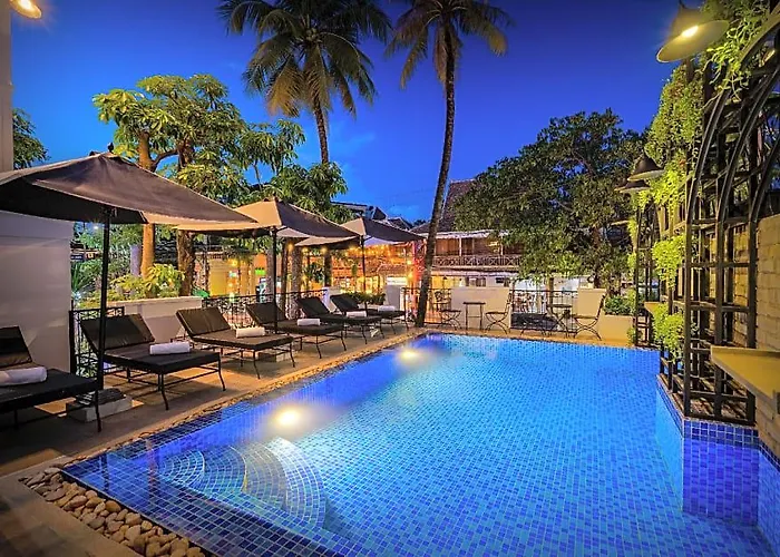 Blanc Smith Hotel